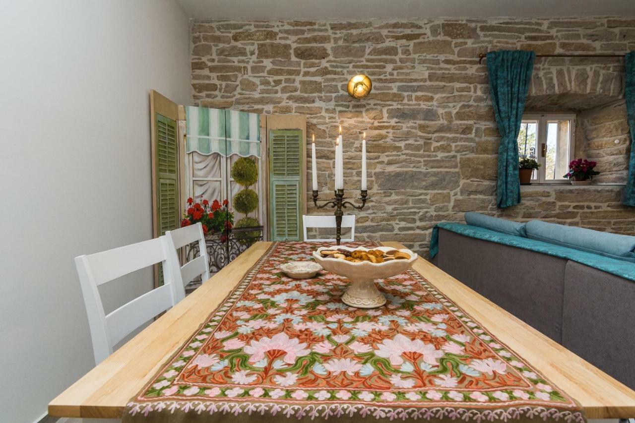 Apartment Nostalgija, Benkovac Luaran gambar