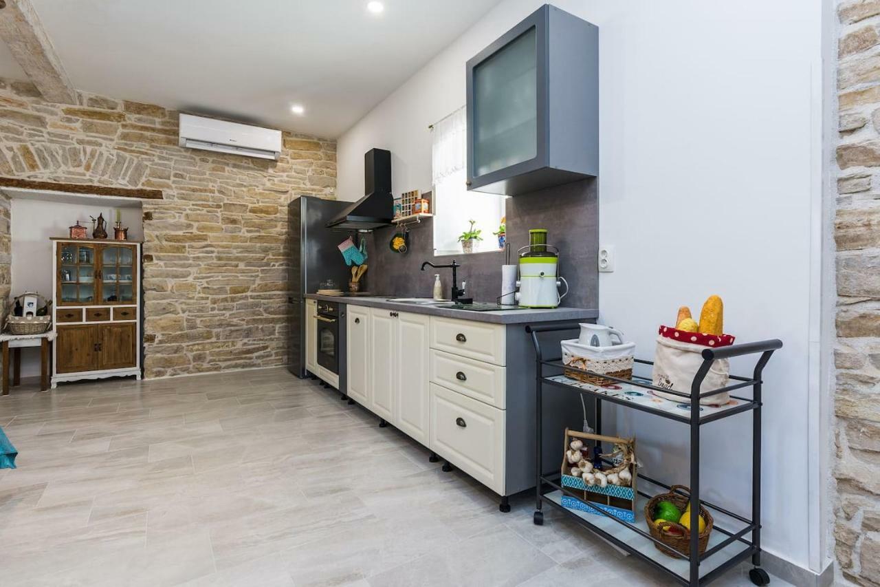Apartment Nostalgija, Benkovac Luaran gambar