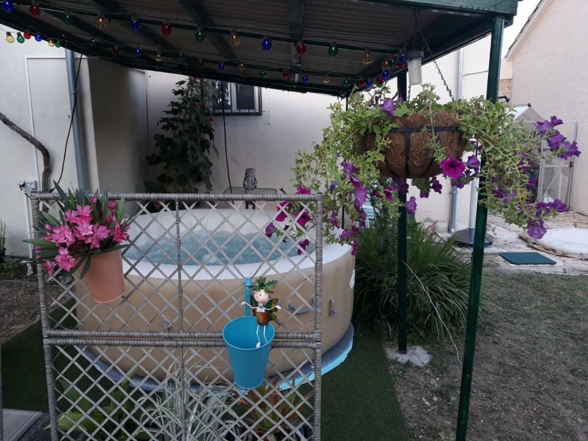 Apartment Nostalgija, Benkovac Luaran gambar